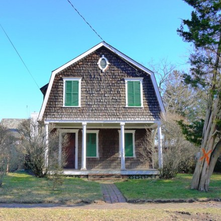 A Beautiful Gambrel Roof Cottage, Belmar, New Jersey